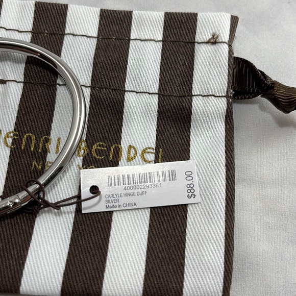 Henri Bendel Carlyle Hinge Cuff in Silver - Picture 3 of 4